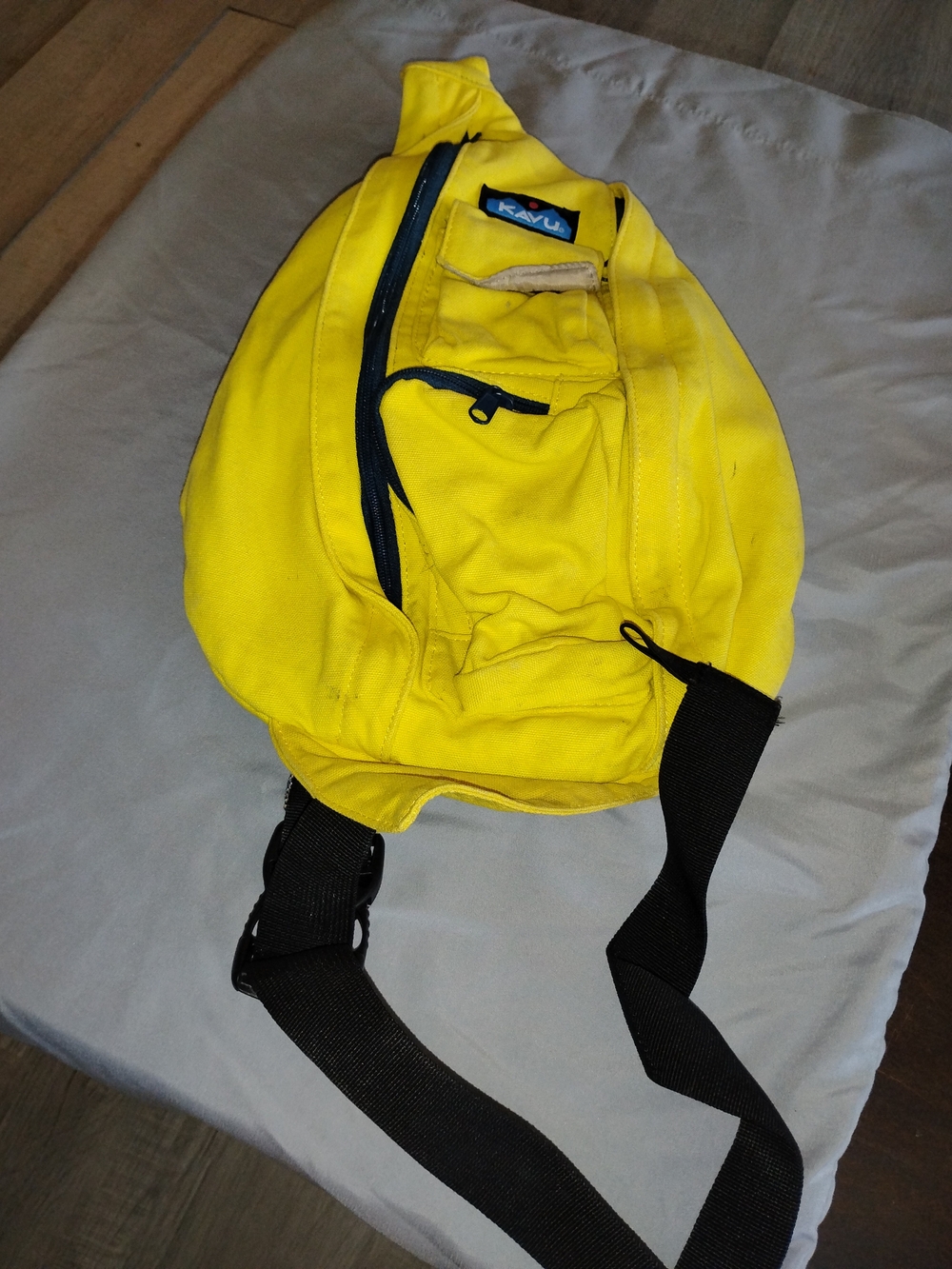 KAVU Men's Yellow Sling Bag - Bright Yellow Crossbody